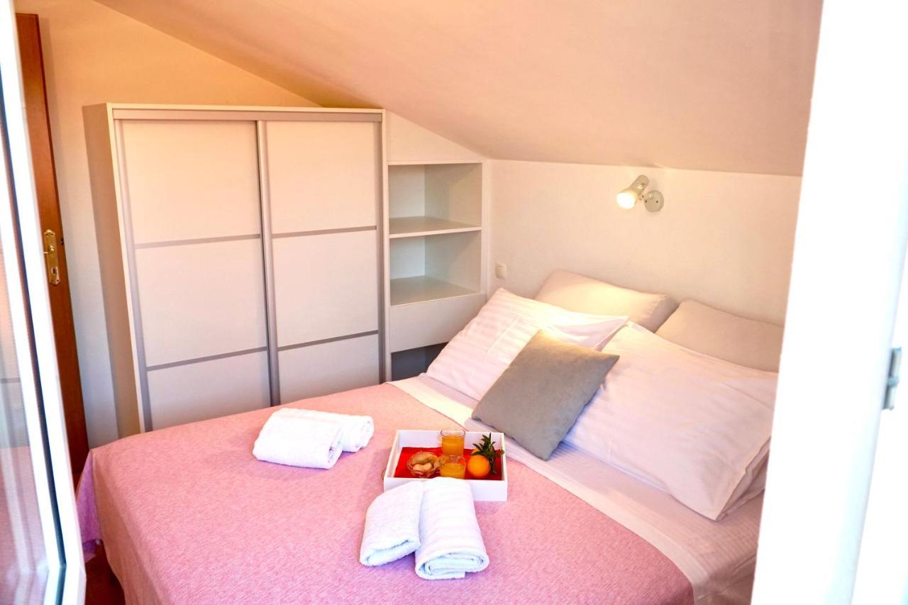 Cvita Apartments Трогир Экстерьер фото