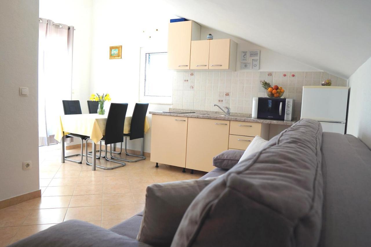Cvita Apartments Трогир Экстерьер фото